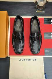 Picture of Louis Vuitton Shoes _SKULVsz38-45hnh030914493